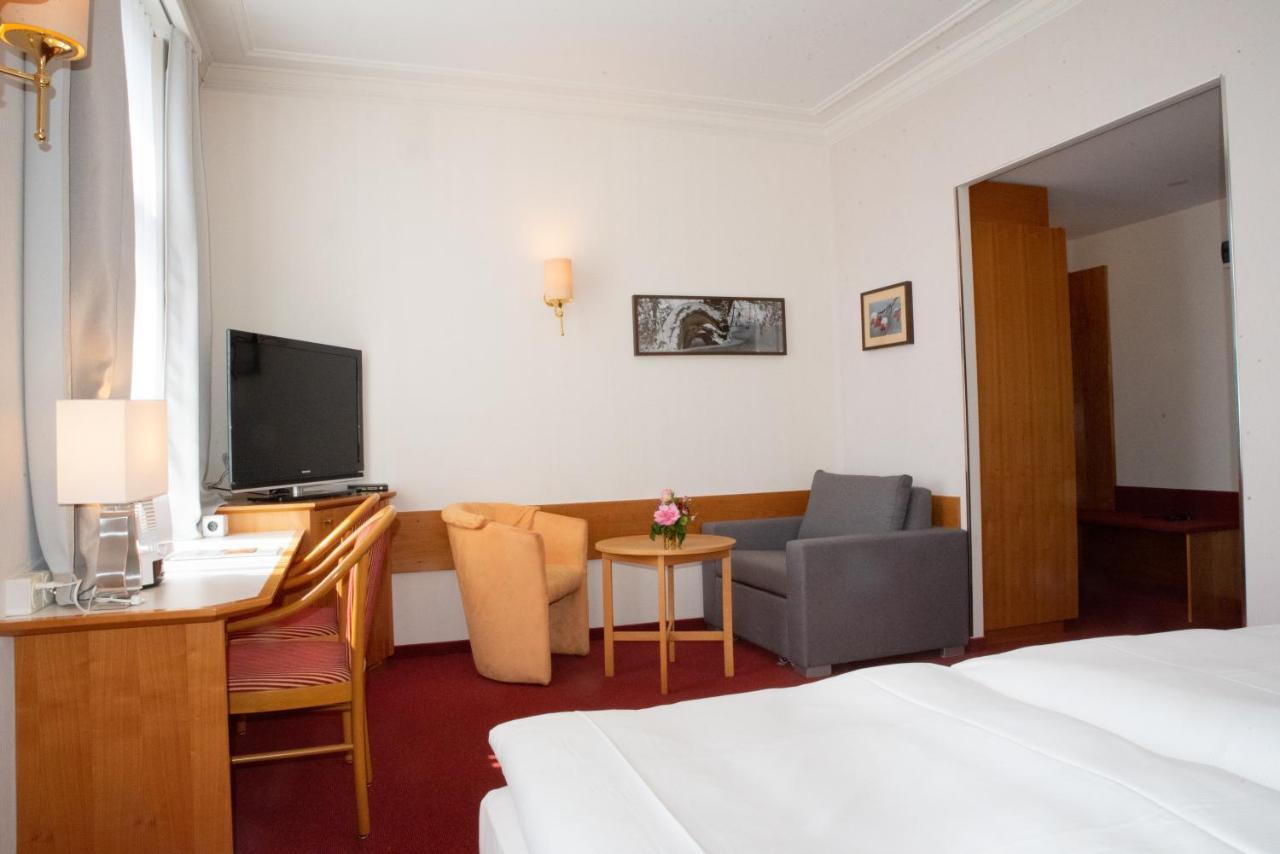 Promenade Hotel 3*